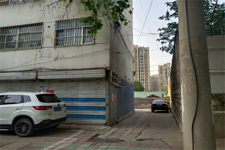 急售！9成新.送家具家电纯边户羊山公园旁东方今典中央城