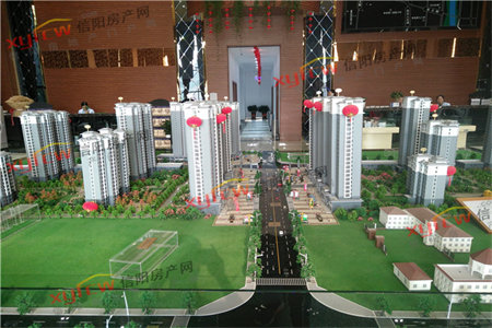 二棉小区三室一厅56.25平简装有储带院出售